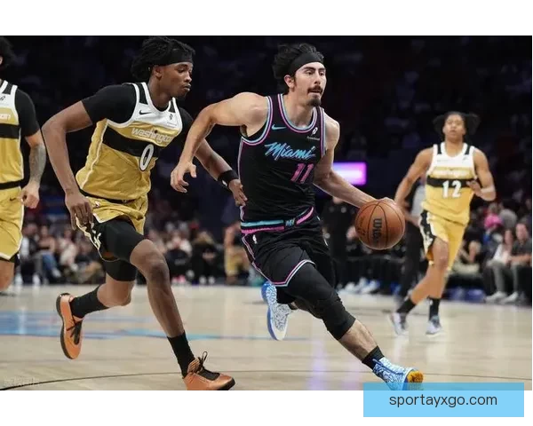 哈克斯狂砍32分率热火大胜奇才比分定格152比136